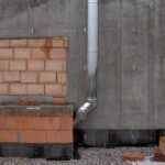 náš komín nad střechou